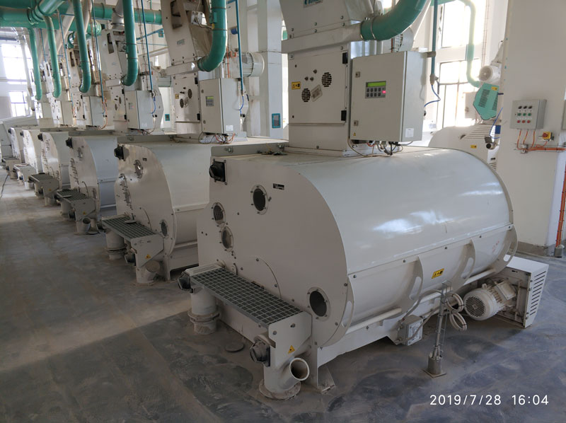 江西(xī)米業大米加工車間(jiān)使用中央清掃係統前